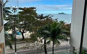 De frente ao mar, próximo ao shopping